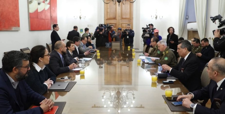 Gobierno convoca reunión de emergencia ante ola de violencia Gobierno convoca reunión de emergencia ante ola de violencia