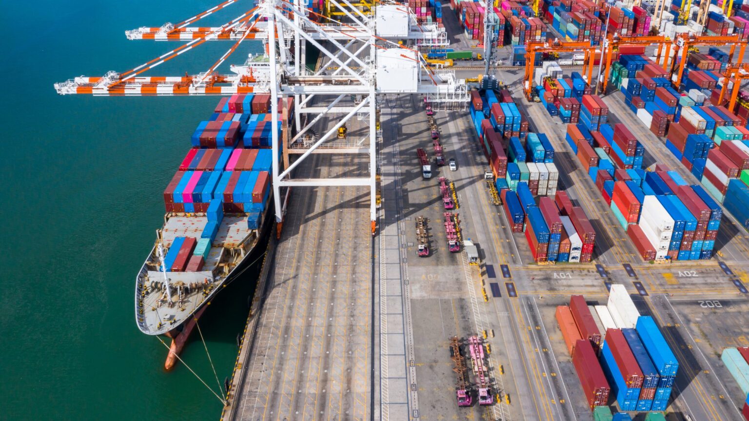 Problema informático en Aduanas preocupa al sector Agrícola: Temporada de exportación en riesgo Problema informático en Aduanas preocupa al sector Agrícola: Temporada de exportación en riesgo