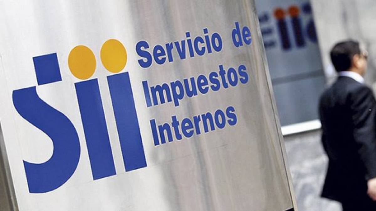 Despiden a Director de Grandes Contribuyentes del SII tras Caso Audios Despiden a Director de Grandes Contribuyentes del SII tras Caso Audios