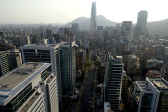 Empresas chilenas pronostican un complejo futuro según el Informe de Percepciones de Negocios de noviembre de 2023