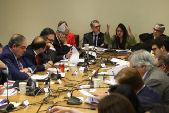 Debate del Presupuesto 2024 en Chile: Nudos y Temas Clave en Discusión