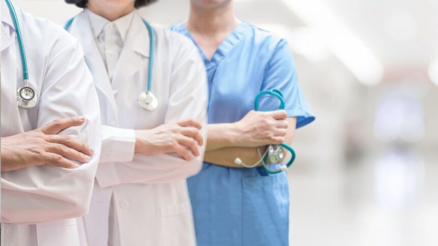 Isapres: Colegio Médico se pronuncia sobre las consecuencias de la crisis