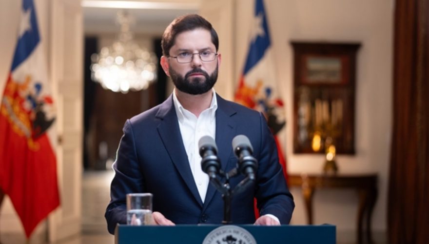 Revisión de Pensiones de Gracia: Presidente Boric anuncia medidas tras detectar antecedentes penales en beneficiarios Revisión de Pensiones de Gracia: Presidente Boric anuncia medidas tras detectar antecedentes penales en beneficiarios