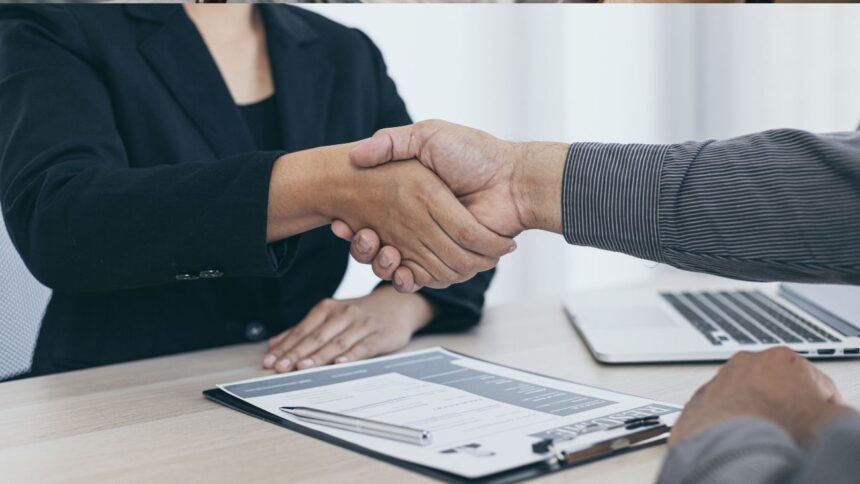 ¿Cuáles son los bonos y subsidios exclusivos para mujeres este 2024?