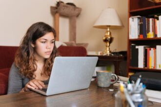 ¿Cuándo inician y culminan los dos periodos de matrícula a la Educación Superior?