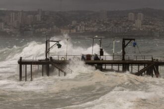 Alerta por marejadas en el borde costero de Chile desde este miércoles 3 hasta el domingo 7