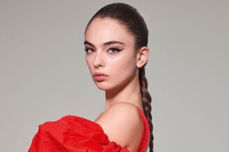 Deva Cassel, la hija mayor de Monica Bellucci, triunfa en la moda