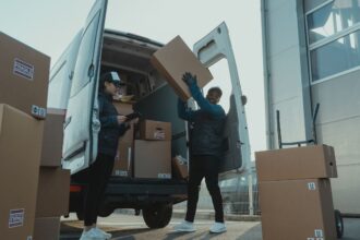 Starken busca trabajadores para su equipo: vacantes en logística y envío