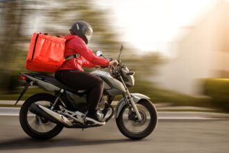 Sernac oficia a aplicaciones de delivery por predeterminar el 10% de propina