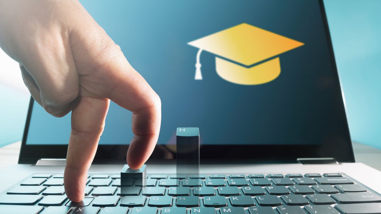 Sence y Fundación Telefónica Movistar lanzan diplomados gratuitos en habilidades digitales Sence y Fundación Telefónica Movistar lanzan diplomados gratuitos en habilidades digitales