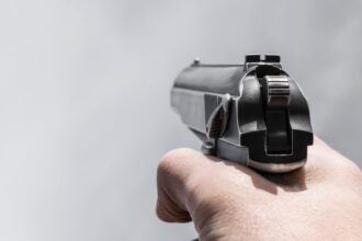 Detenido hombre que apuntó con arma de fuego a Carabinero en Buin