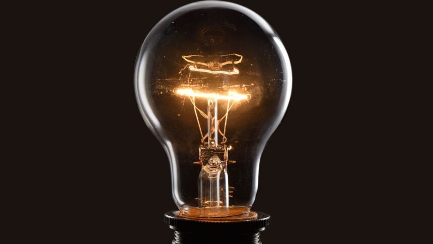 Enel enfrenta cargos por cortes de luz y mala atención a clientes