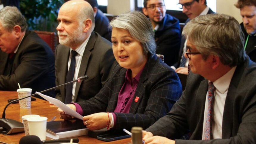 Acuerdo en la comisión de Trabajo establece plazo máximo para reforma previsional