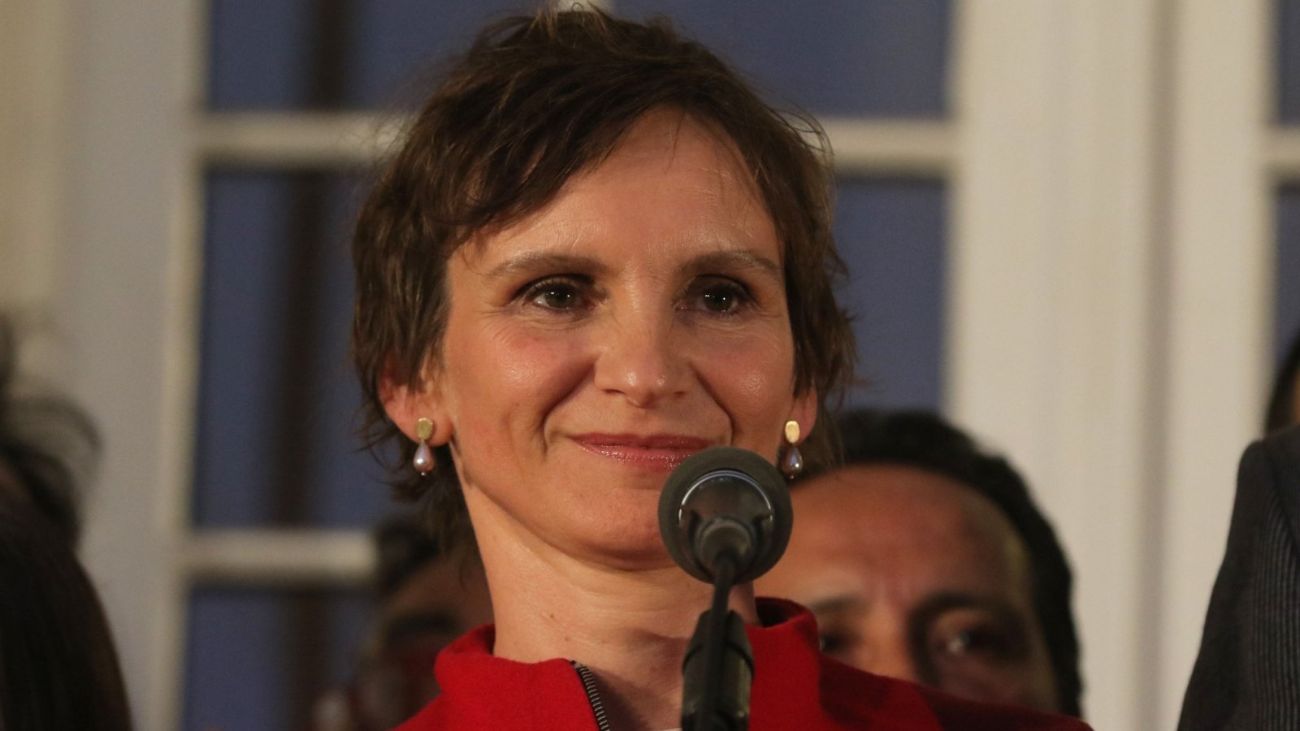 Ministra Tohá protagoniza gracioso lapsus al referirse al Presidente Piñera