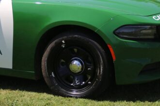 Suboficial de Carabineros abate a delincuente en violento asalto en Vitacura