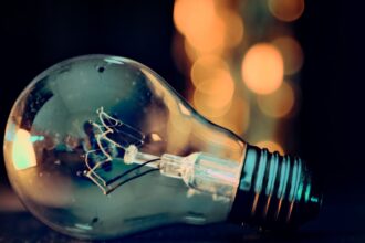 El Gobierno entrega ultimátum a Enel por reposición del suministro eléctrico