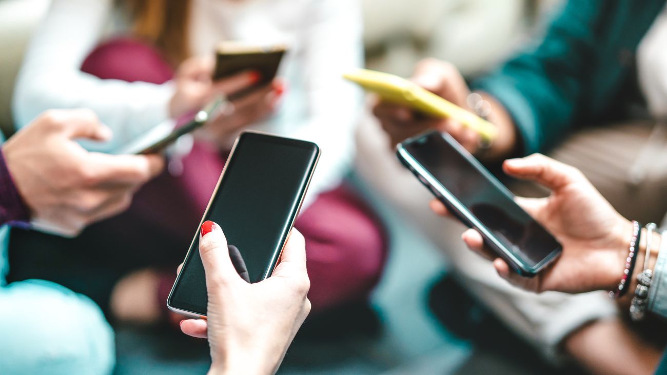 Proyecto de ley busca registro de dueños de celulares prepago