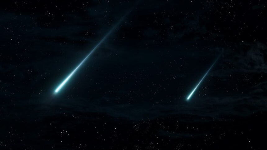 Llamativa bola de fuego ilumina el cielo en Santiago de Chile