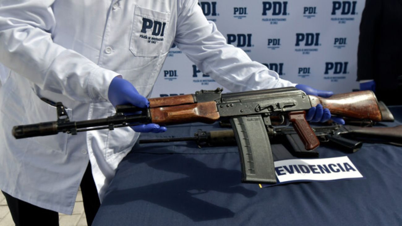 Desarticulan bandas criminales con armas de alto calibre en redes sociales Desarticulan bandas criminales con armas de alto calibre en redes sociales