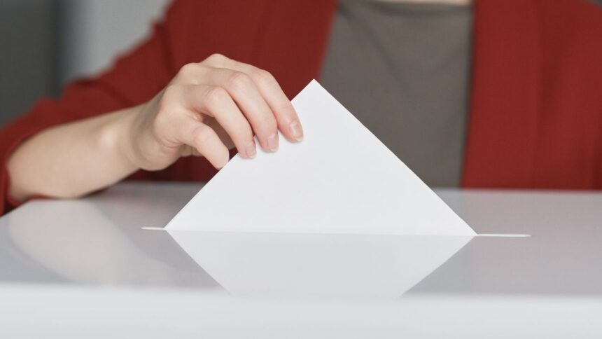 Violenta pelea entre aspirantes a alcaldía de Sierra Gorda en Tribunal Electoral