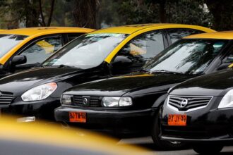 Taxistas se someten a fiscalización para obtener sello distintivo de seguridad