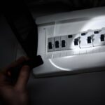 Los afectados por los cortes de luz en la Región Metropolitana presentan reclamos al Sernac