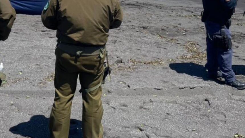 Encuentran cuerpo en playa Chépica, PDI investiga causa de la muerte