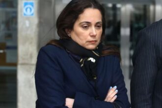 Abogada Leonarda Villalobos se desmaya en audiencia de caso Audios