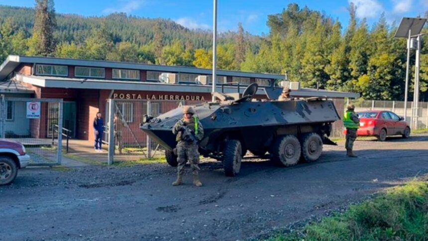 Tres militares lesionados en accidente de vehículo en Lumaco, La Araucanía