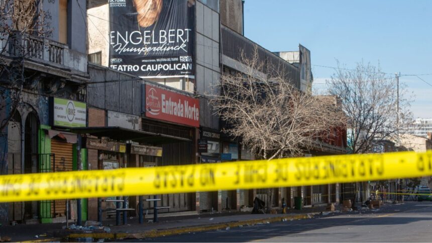 Posibilidad de clausura del Teatro Caupolicán tras trágico incidente en Santiago