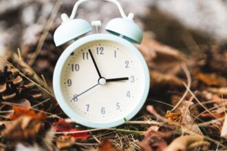 "¿Cuándo es el próximo cambio de hora en Chile? Descubre los detalles"