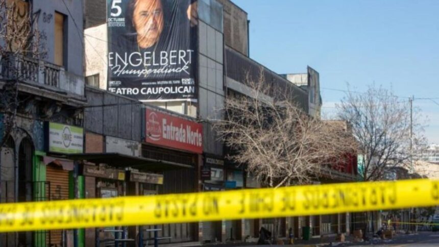 Más de 30 shows en riesgo por posible cierre del Teatro Caupolicán