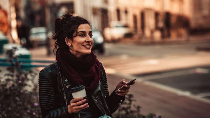 Entrega del pago anual del Bono Trabajo Mujer a trabajadoras beneficiarias