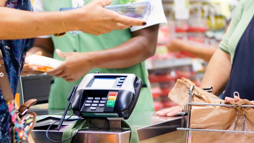 Aumento histórico de la Beca de Alimentación para la Educación Superior: $45.000