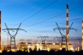 Enel multada por infringir normativa eléctrica: SEC impone sanciones millonarias