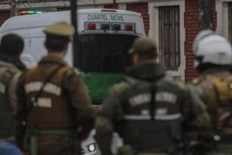 Cuatro carabineros de Quillón detenidos por delitos diversos: detalles y consecuencias