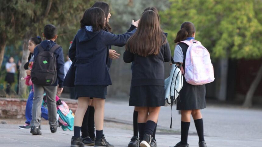 Beneficios económicos para estudiantes en Chile: bonos y becas disponibles