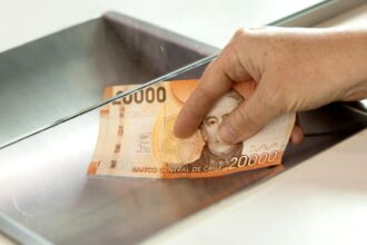 Proyecto de ley busca limitar pagos en efectivo para evitar la evasión fiscal