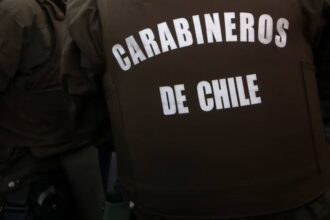 Mujer y su hija de 11 años son víctimas de robo de vehículo