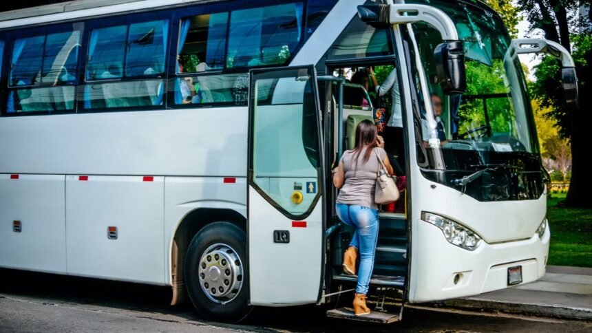 Descuentos en pasajes de bus con BancoEstado durante las Fiestas Patrias