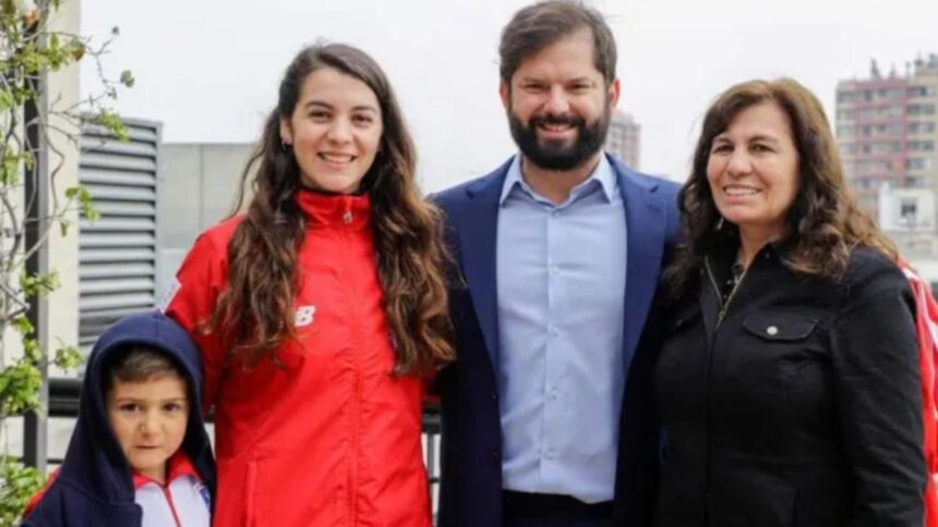 Gabriel Boric y Paula Carrasco oficializan su relación en Fiestas Patria