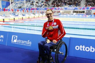 Silla de ruedas robada a nadador paralímpico es recuperada