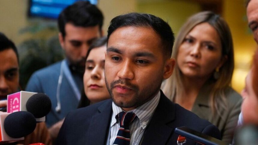 Sebastián Zamora se reincorpora a Carabineros en nueva función administrativa