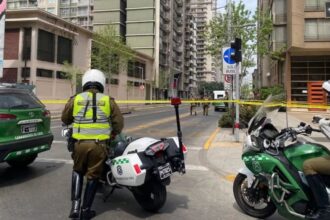 Mujer encotrada sin vida tras caer desde el piso 17: Posible Homicidio