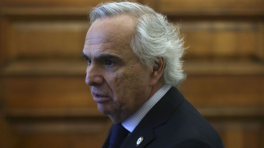 Andrés Chadwick niega intervención en caso Penta: "Absolutamente falso"