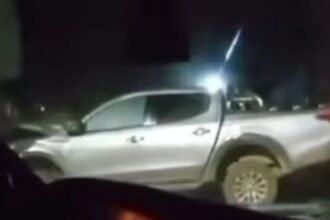 Conductor ebrio choca contra tren en Paillaco: Lesiones leves en ocupantes