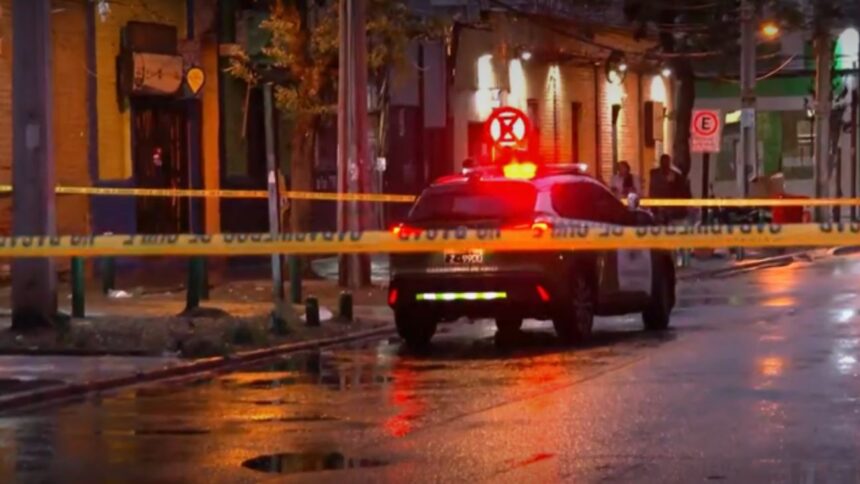 Hallan cuerpo baleado en Estación Central: identifican a la víctima