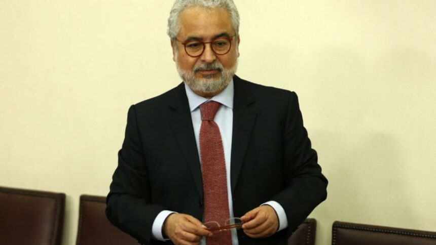 Abogado Luis Hermosilla denuncia a fiscales por revelación de chats privados