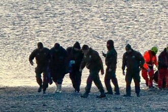 Dramático rescate de pescador arrastrado por corriente en Magallanes