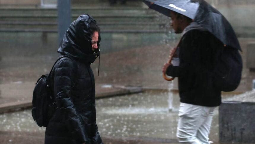 Vientos fuertes y lluvias en Chile para el viernes 18 de octubre